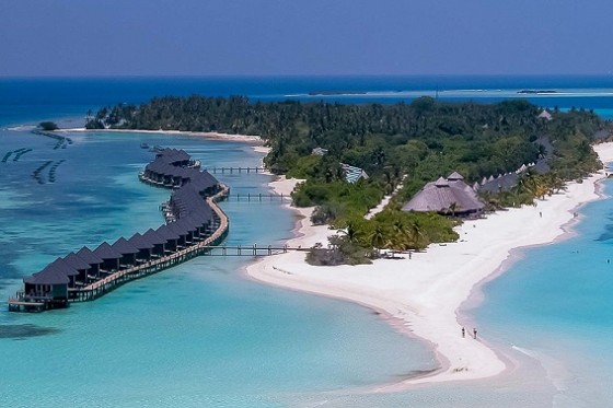 Maldive - Atollo di Lhaviyani - Kuredu Island Resort****