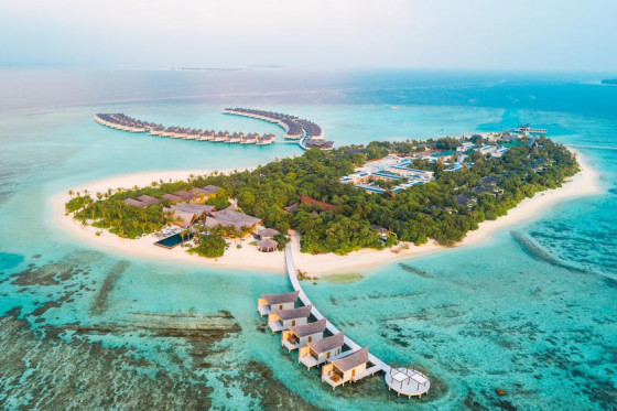 Mövenpick Resort Kuredhivaru Maldives